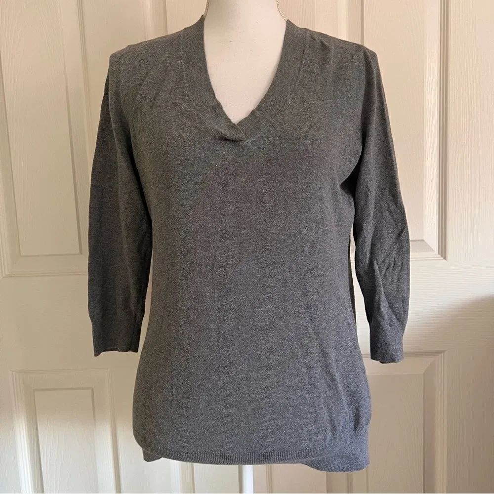 Ann Taylor Loft V neckline Cotton Sweater Heather Grey Medium